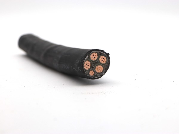 WDZN-YJY4x50+1x25 低煙無鹵耐火阻燃型電線電纜價格多少錢? 河南電纜廠家