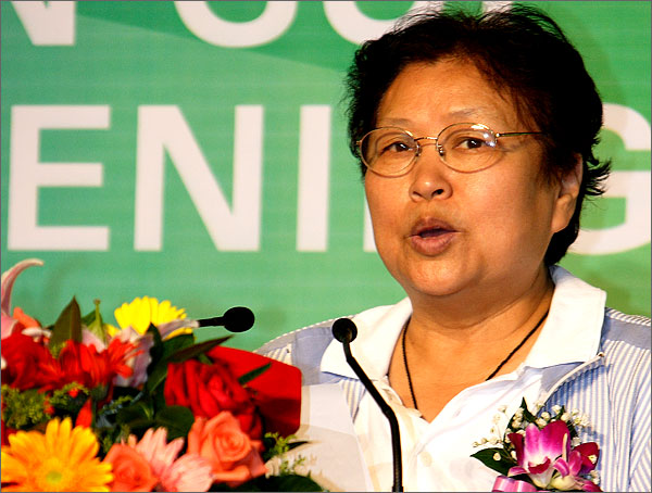 中國國際投資促進會常務(wù)副會長兼秘書長、國家商務(wù)部投資促進事務(wù)局副局長周銘致詞